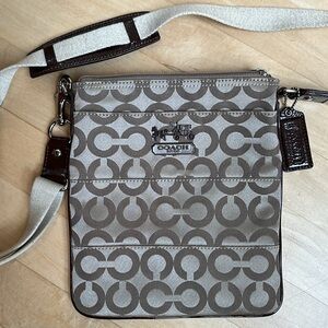 COACH Crossbody Khaki Monogram F0967-43131